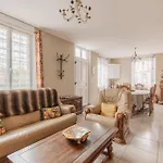 Le De La Tourterelle Holiday home *