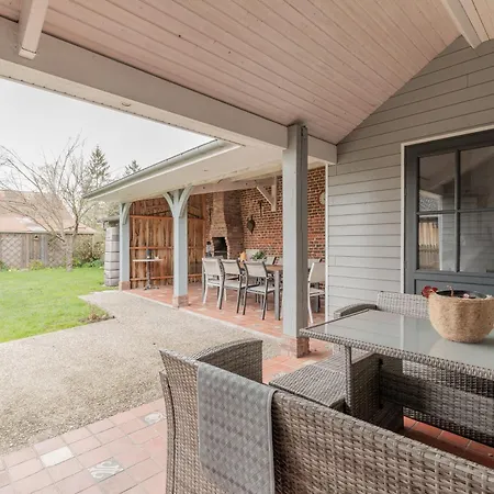 Le De La Tourterelle Holiday home