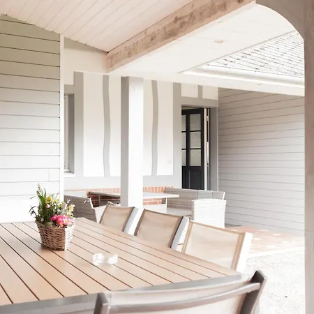 Le De La Tourterelle Holiday home